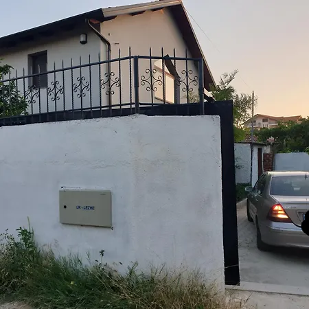 Eni's Villa, 5km From Shengjini Vila