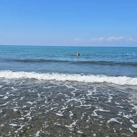 Eni's Villa, 5km From Shengjini