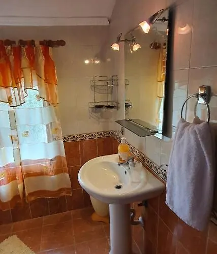 Eni's Villa, 5km From Shengjini