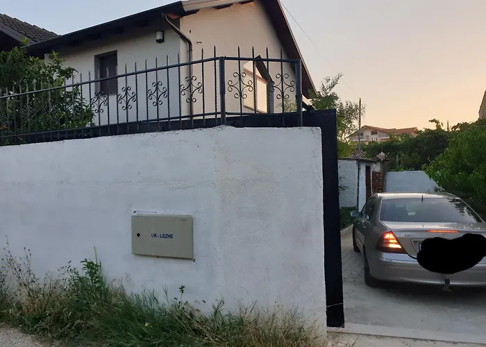 Eni's Villa, 5km From Shengjini Willa