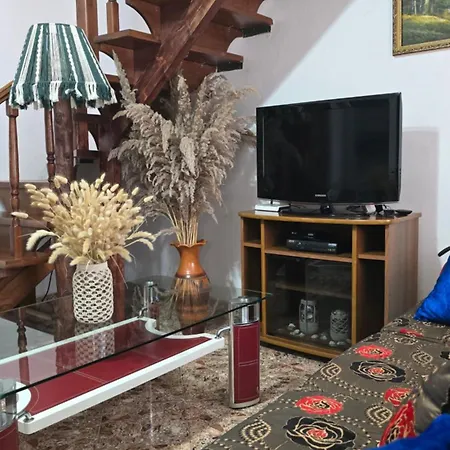 Βίλα Eni's Villa, 5km From Shengjini *